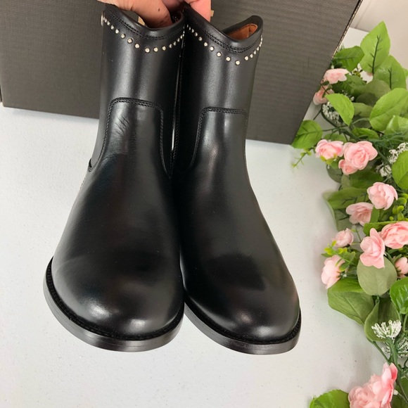 Frye Melissa stud short black boots size 6.5 B - Picture 5 of 8
